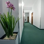 Riviera 3*
