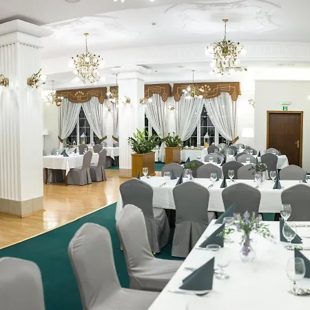 Riviera 3*