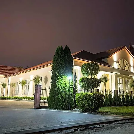 Riviera Szálloda