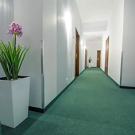 Szálloda Riviera